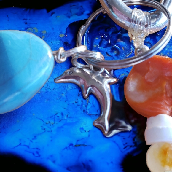 Jumping Dolphin Hand Crafted Keychain - Picture 6 of 7